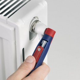 Gabinete de control universal estilo lápiz  KNIPEX8